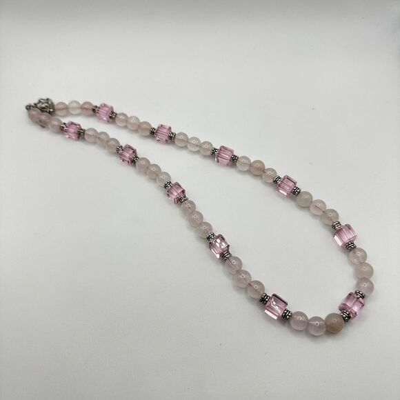 18” of rose quartz, silver and crystal beaded necklace! - Picture 7 of 11